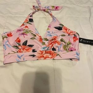 M. Pink floral Top. NWT.